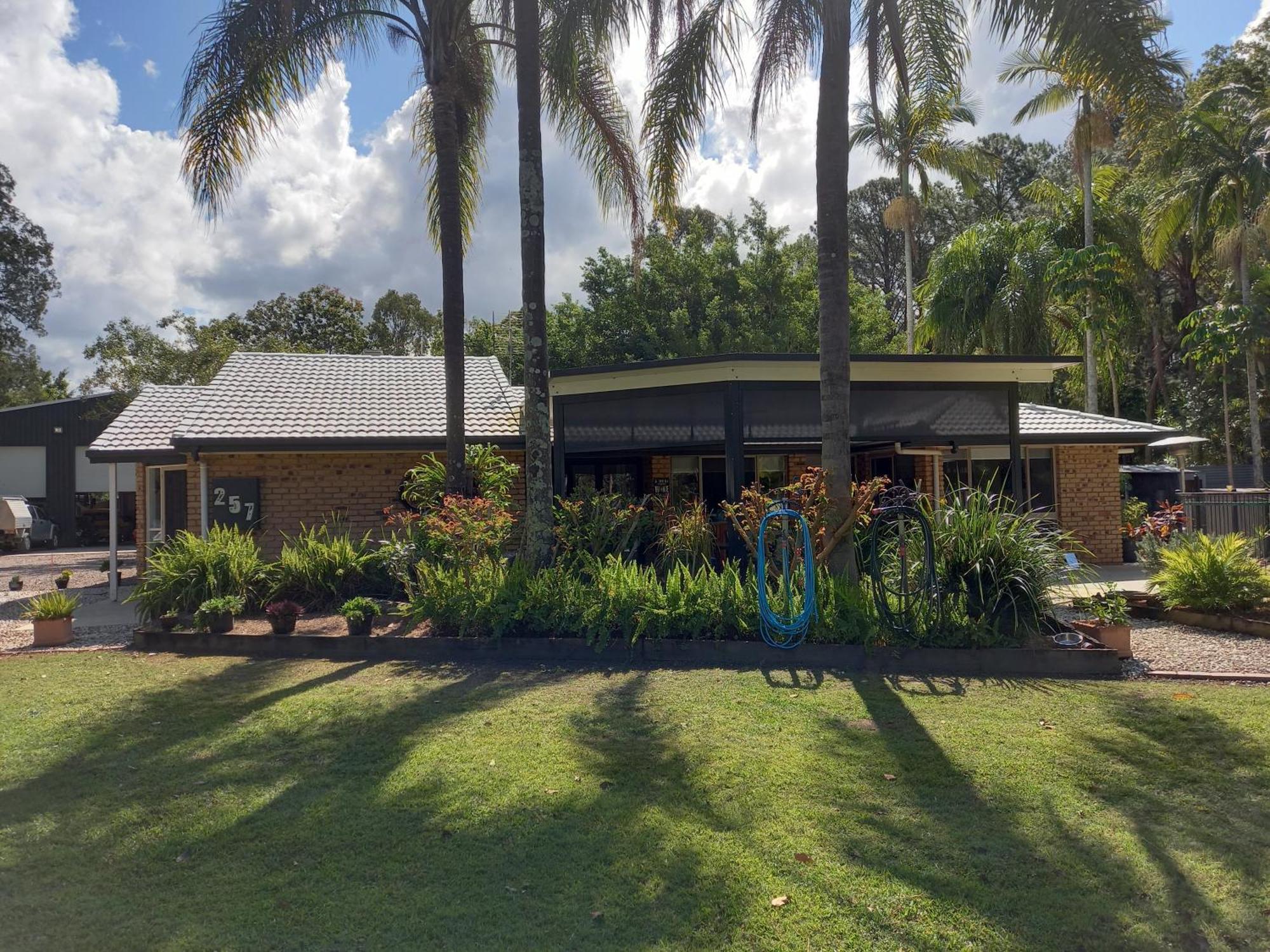 Tukawyl Retreat Landsborough Bed & Breakfast Exterior photo
